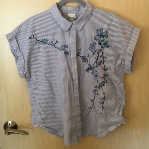 Embroidered Short Sleeve Button-up